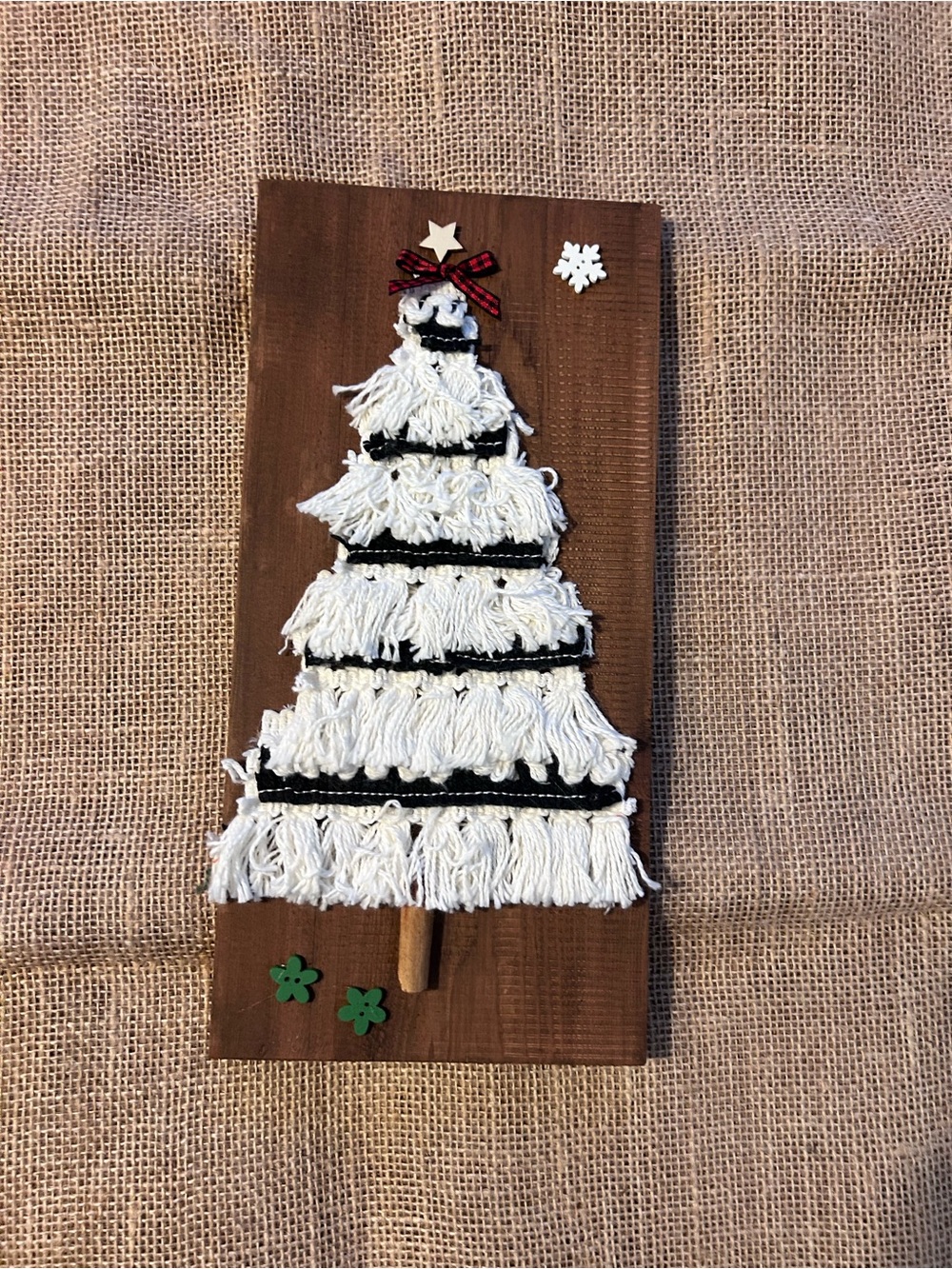 Handmade White Fringe Christmas Tree Wall Decor - Home Holiday